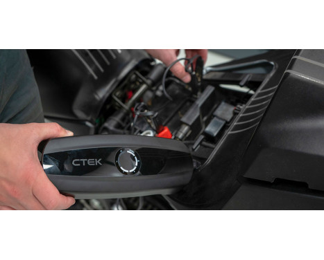 CTEK CS ONE Chargeur de batterie & chargeur d'entretien 12V, Image 6
