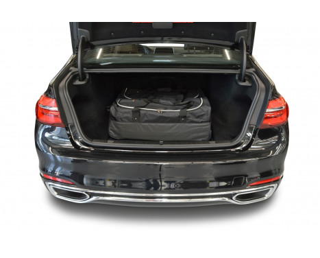 Resväska uppsättning BMW 7-serien + Li (G11-G12) 2015-4d