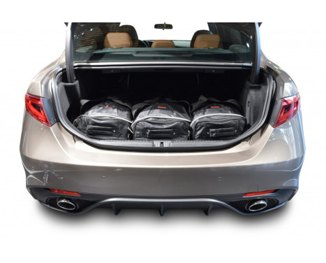 Ensemble sac de voyage Alfa Romeo Giulia (952) 2016-présent berline 4 portes, Image 3