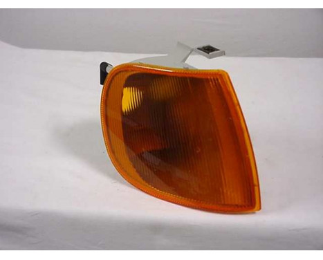 Höger framblinkers upp till 9/'99 ORANGE inklusive Glödlampshållare 5824902 Van Wezel