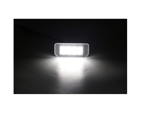 Set med färdig LED-nummerskyltsbelysning lämplig för Tesla Model 3 2017- & Model Y 2020- (High Outp DL TSN01 AutoStyle, bild 5