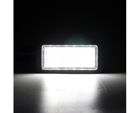 Set med färdig LED-nummerskyltsbelysning lämplig för Volkswagen Up! 2011- / Skoda Citigo 2012- / Se DL VWN08 AutoStyle, bild 5