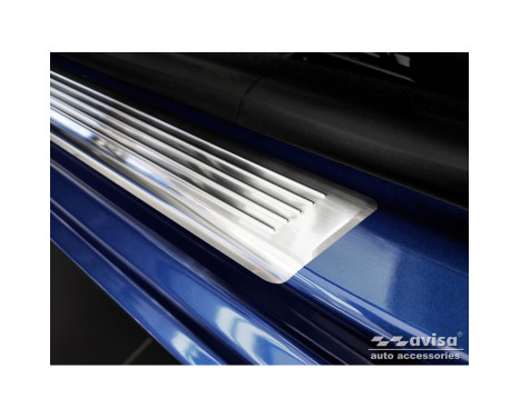 Dörrtrösklar i rostfritt stål lämplig för Dacia Sandero III 2020- inkl. Stepway 'Lines' - 4-delad, bild 3