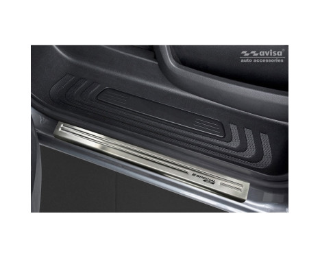 Dörrtrösklar i rostfritt stål Mercedes Vito & V-klass W447 2014- - 'Special Edition' - 2-delad, bild 2