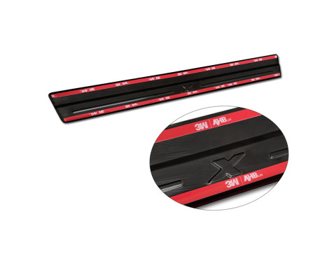 Dörrtrösklar i svart rostfritt stål lämplig för Toyota Aygo X 2022- 'Lines X' - 4-delad, bild 6