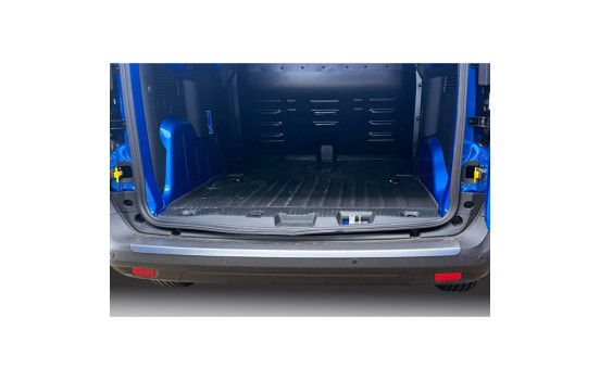 ABS Rear bumper protection strip suitable for Ford Transit Courier & Tourneo Courier 2023 - Silver, Image 2