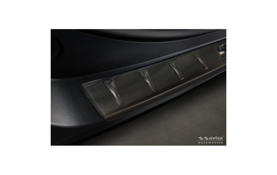 Avisa Black Stainless Steel Rear Bumper Protector suitable for Toyota RAV4 V (XA50) 2018- incl. Plug-in-Hybrid, Image 3