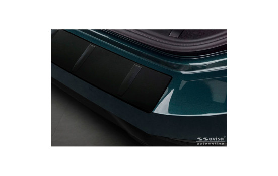 Avisa Matte Black Stainless Steel Rear Bumper Protector BMW 5 Series Touring (G61) 2024- incl. M-Sport, Image 3