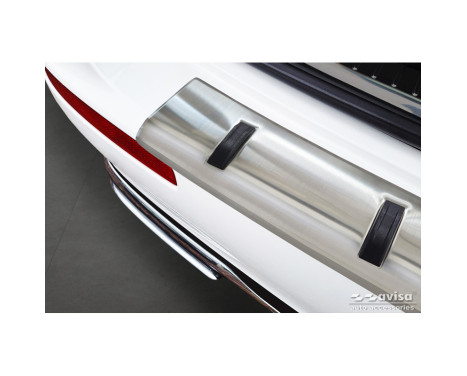 Avisa stainless steel bumper protector suitable for Mercedes E-Class Estate S213 2016-2023 (incl. E53 AMG), Image 3