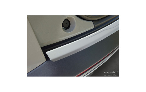 Avisa stainless steel powder-coated rear bumper protector suitable for Skoda Elroq 2024- 'Soft Silver', Image 4