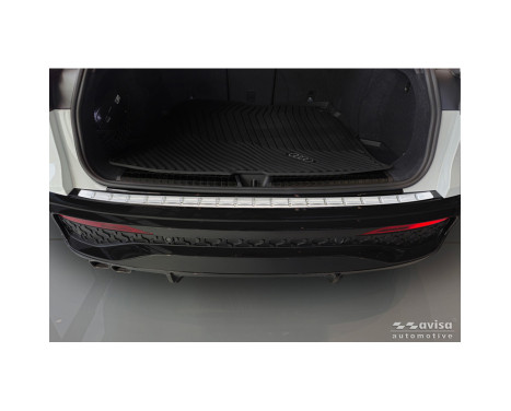Avisa stainless steel rear bumper protector suitable for Audi Q5 (GUB) 2025- 'Ribs', Image 2