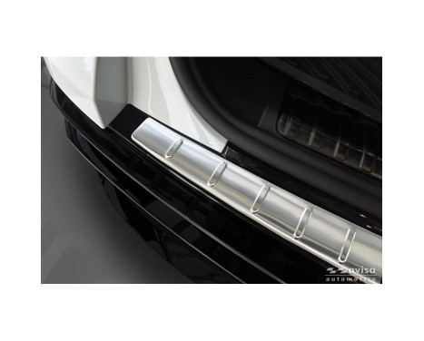 Avisa stainless steel rear bumper protector suitable for Audi Q5 (GUB) 2025- 'Ribs', Image 3