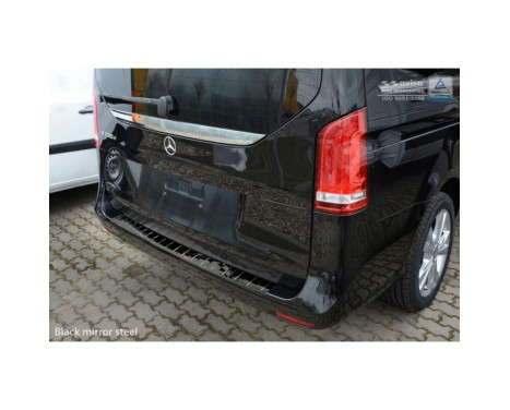 Black chrome bumper protector suitable for Mercedes Vito / V-Class 2014 - 'Ribs', Image 4