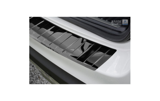 Black chrome stainless steel bumper protector suitable for Mercedes GLC 2015- 'Ribs', Image 4