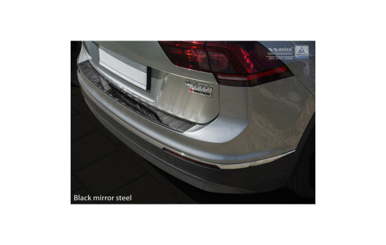 Black-chrome stainless steel bumper protector suitable for Volkswagen Tiguan II incl. Allspace 2016- 'Ribs', Image 5