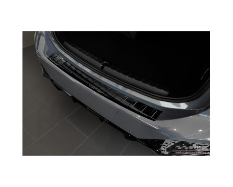 Black-Chrome Stainless Steel Rear Bumper Protector suitable for BMW 2-Series U06 Active Tourer M-Package 2021-'Ri, Image 4