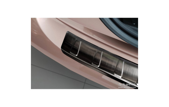 Black stainless steel bumper protector suitable for Fiat 500e Berlina 3-door 2020- 'Ribs', Image 4