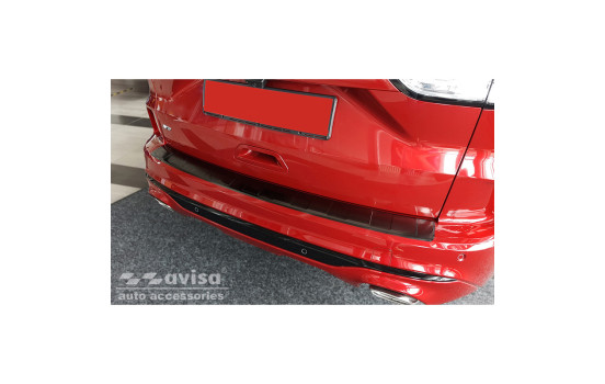 Black stainless steel bumper protector suitable for Ford Kuga III ST-Line 2019- 'Ribs', Image 2