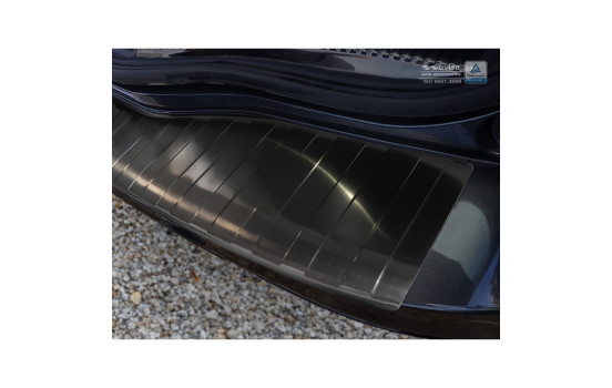 Black stainless steel bumper protector suitable for Ford Mondeo V Wagon 2014- 'Ribs', Image 3