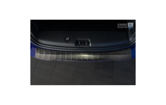 Black stainless steel bumper protector suitable for Ford Tourneo Courier/Transit Courier 2014- 'Ribs', Image 3