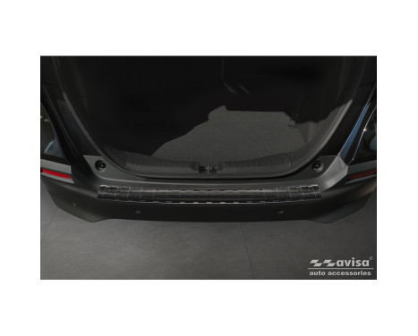 Black stainless steel bumper protector suitable for Honda Crosstar 2020- 'Ribs', Image 3