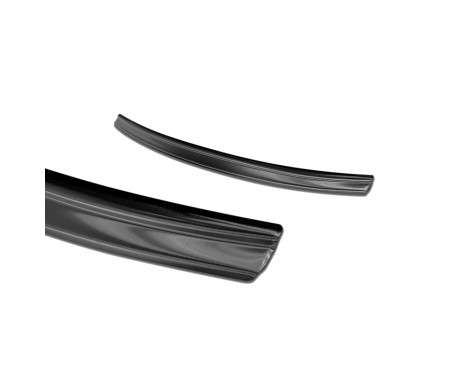 Black stainless steel bumper protector suitable for Kia XCeed 2019-, Image 4