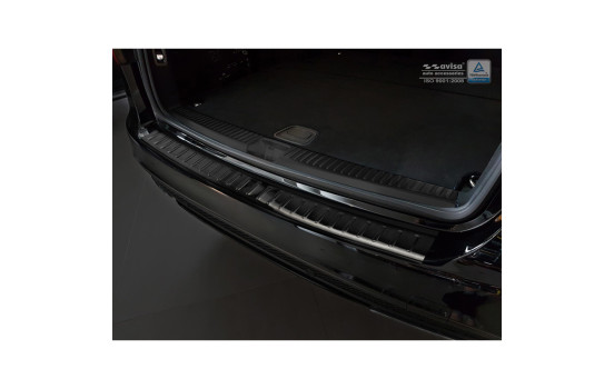 Black stainless steel bumper protector suitable for Mercedes C-Class W205 Kombi 2014- 'RIbs', Image 2