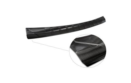 Black stainless steel bumper protector suitable for Mercedes C-Class W206 Kombi 2021- 'Ribs', Image 5