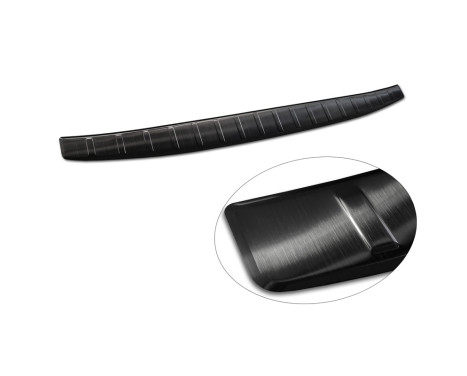 Black stainless steel bumper protector suitable for Mercedes EQE (V295) 2022- 'Ribs', Image 6