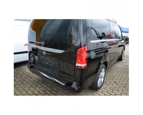 Black stainless steel bumper protector suitable for Mercedes Vito / V-Class 2014- 'Ribs', Image 3