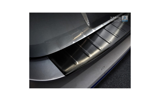 Black stainless steel bumper protector suitable for Nissan Leaf II 2017- 'Ribs', Image 3