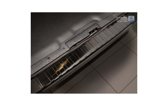Black stainless steel bumper protector suitable for Opel Vivaro & Renault Trafic 2014- / Fiat Talento 2016-, Image 2