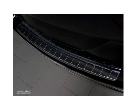 Black stainless steel bumper protector suitable for Opel Zafira C Tourer 2012-2016 & Facelift 2016- 'Ribs', Image 4