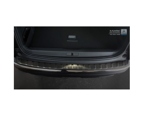 Black stainless steel bumper protector suitable for Peugeot 3008 II 2016- 'Ribs', Image 3