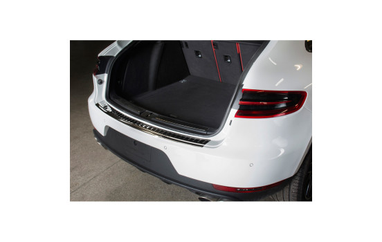 Black stainless steel bumper protector suitable for Porsche Macan 2013- 'Ribs'