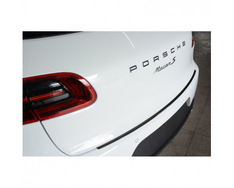 Black stainless steel bumper protector suitable for Porsche Macan 2013- 'Ribs', Image 3
