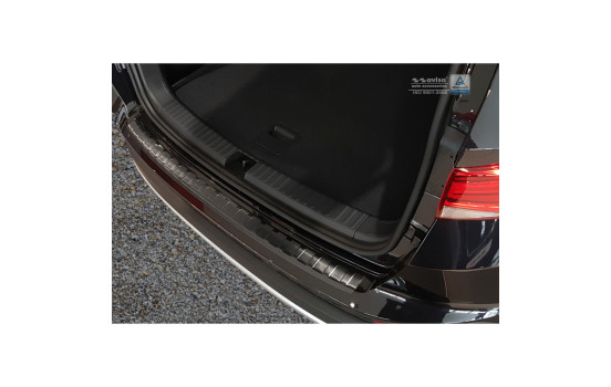 Black stainless steel bumper protector suitable for Seat Ateca 2016- 'Ribs', Image 2
