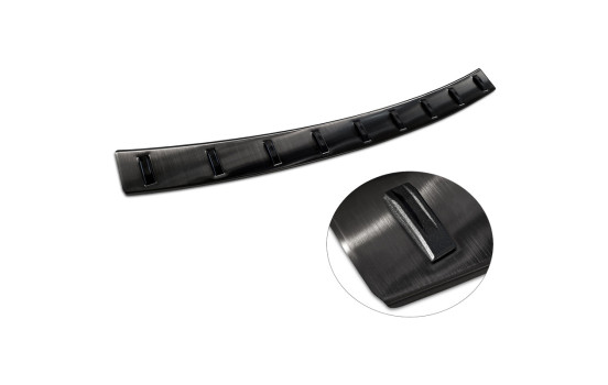 Black stainless steel bumper protector suitable for Skoda Octavia III Combi Facelift 2017-2020 'STRONG EDIT, Image 5