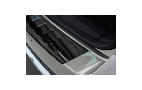 Black stainless steel bumper protector suitable for Skoda Octavia III Scout 2014-2020 'Ribs', Image 3