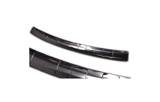 Black stainless steel bumper protector suitable for Skoda Octavia IV Kombi 2020- 'Ribs', Image 4