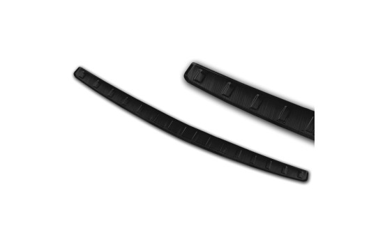 Black stainless steel bumper protector suitable for Skoda Octavia IV Liftback 2020- 'Ribs', Image 6