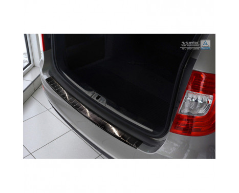 Black stainless steel bumper protector suitable for Skoda Superb Kombi 2013-2015 'Ribs'