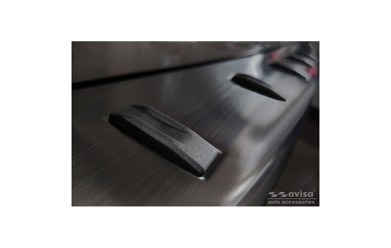 Black stainless steel bumper protector suitable for Subaru Forester (SK) 2018- 'STRONG EDITION', Image 5