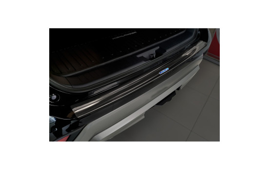Black stainless steel bumper protector suitable for Toyota Highlander (XU70) 2020- 'Hybrid', Image 3