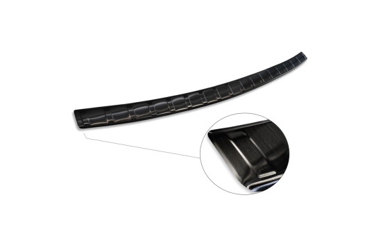 Black stainless steel bumper protector suitable for Volkswagen Caddy V 2020- 'Ribs', Image 6