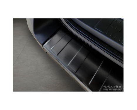 Black stainless steel bumper protector suitable for Volkswagen Crafter & MAN TGE 2017- 'Ribs' ('XL'-, Image 4