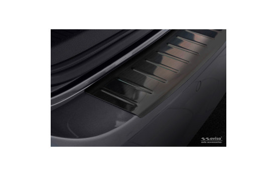 Black stainless steel bumper protector suitable for Volkswagen Golf VII Variant 2012-2017 'Ribs', Image 3
