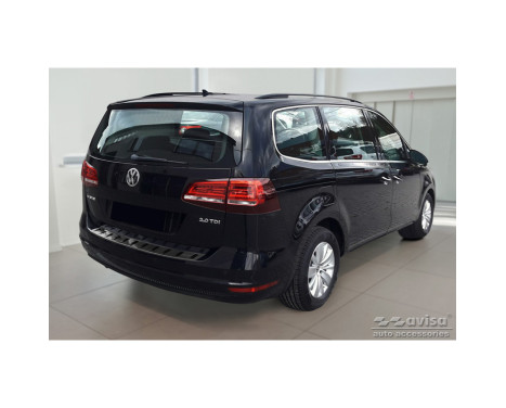 Black stainless steel bumper protector suitable for Volkswagen Sharan II & Seat Alhambra II 2010- 'STRONG E, Image 5