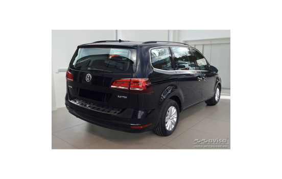 Black stainless steel bumper protector suitable for Volkswagen Sharan II & Seat Alhambra II 2010- 'STRONG E, Image 5