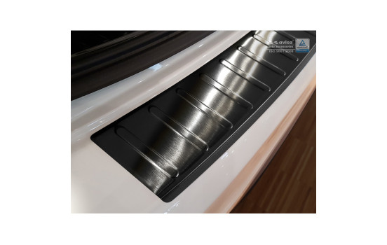 Black stainless steel bumper protector suitable for Volvo V60 2010- 'Ribs', Image 4